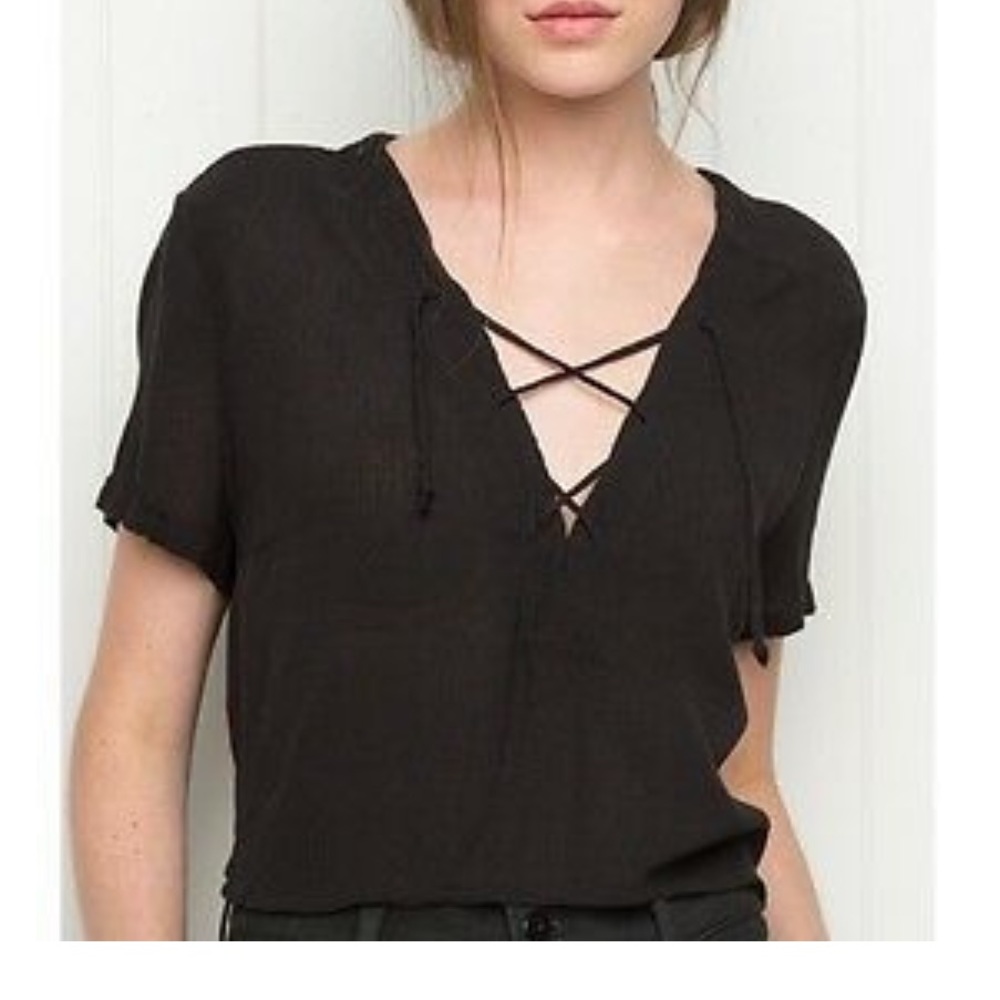 Brandy Melville lace up crop top